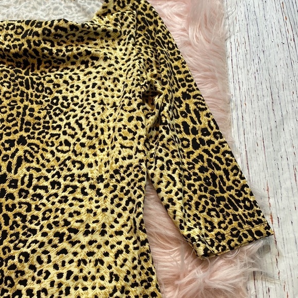 J. McLaughlin Catalina Leopard Print Cowl Neck Top sz S - Picture 6 of 10